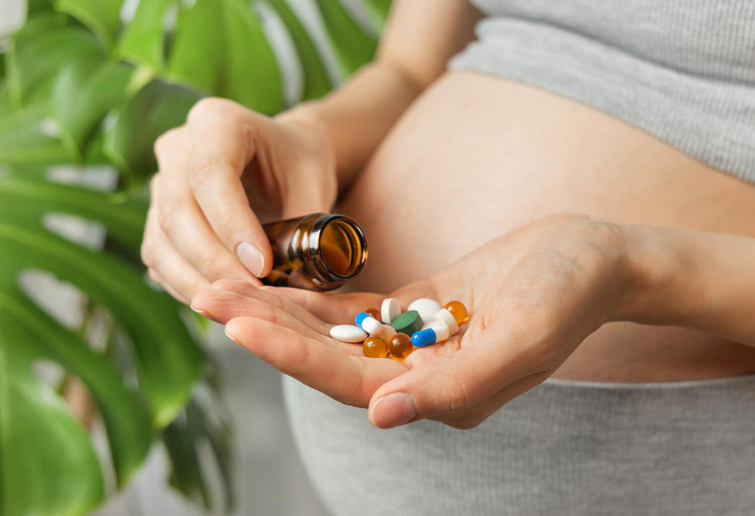 Jakie suplementy stosować w ciąży? Zalecenia i rekomendacje do suplementacji w ciąży