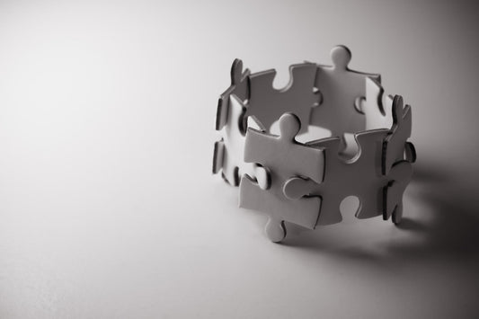 Jak działa synergia – jakie substancje łączyć, by działanie było silniejsze, a których nigdy nie łączyć